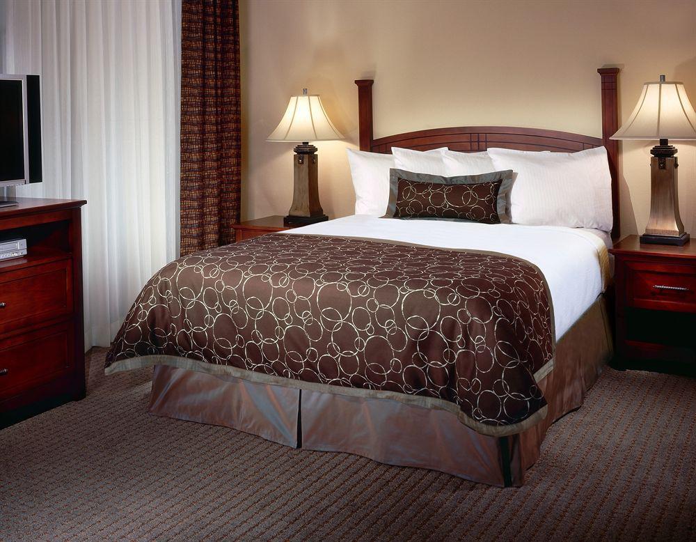 Staybridge Suites Houston - Iah Airport By Ihg Aldine Екстер'єр фото